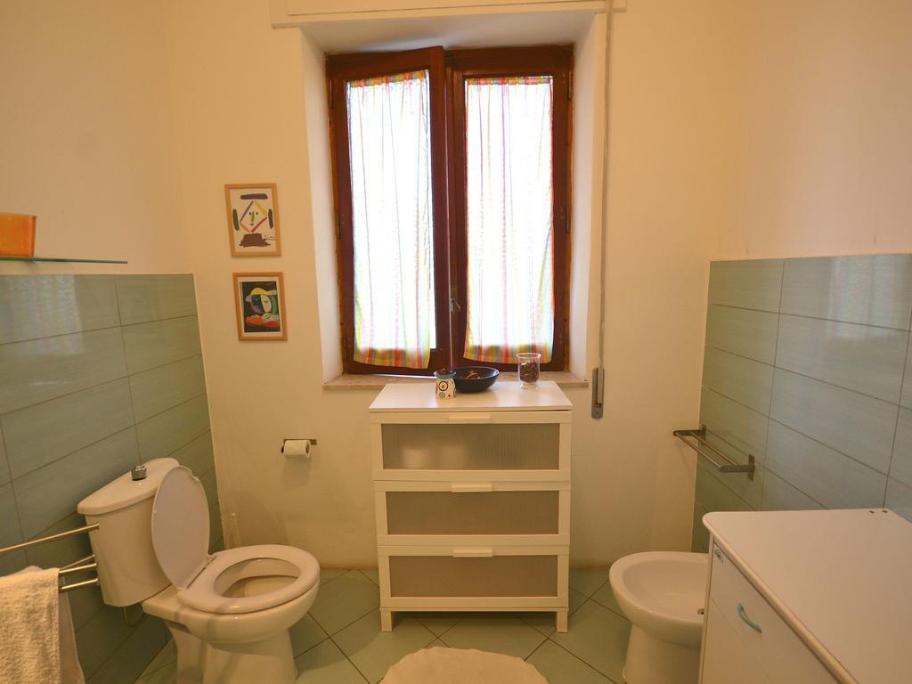 Cozy Holiday Home In Pozzillo With Terrace Ачиреале Экстерьер фото